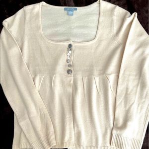 Cute little sweater from”dELiAs” in size Medium.